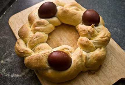 Görög húsvéti kenyér 